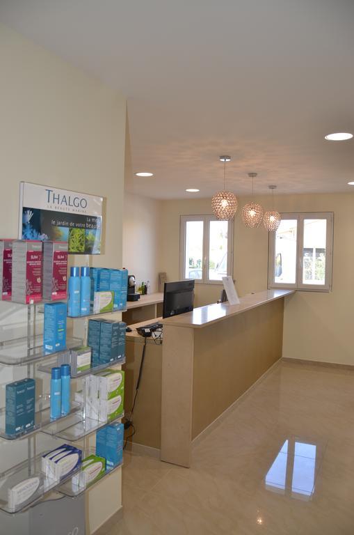 Appart'Hotel Et Chambres Essentiel Spa アルル エクステリア 写真