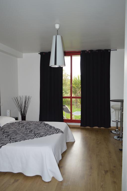 Appart'Hotel Et Chambres Essentiel Spa アルル エクステリア 写真
