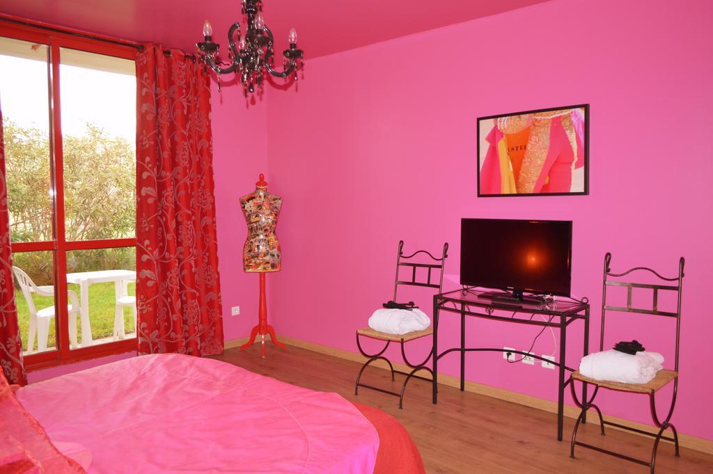 Appart'Hotel Et Chambres Essentiel Spa アルル エクステリア 写真