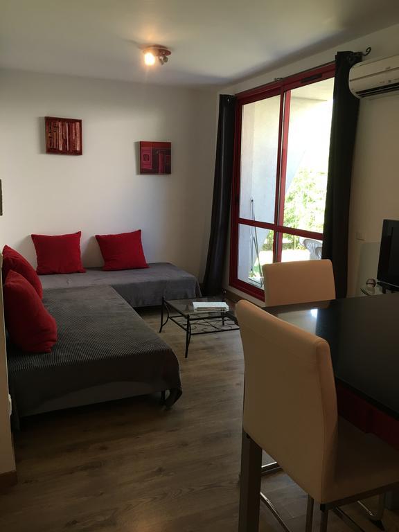 Appart'Hotel Et Chambres Essentiel Spa アルル エクステリア 写真
