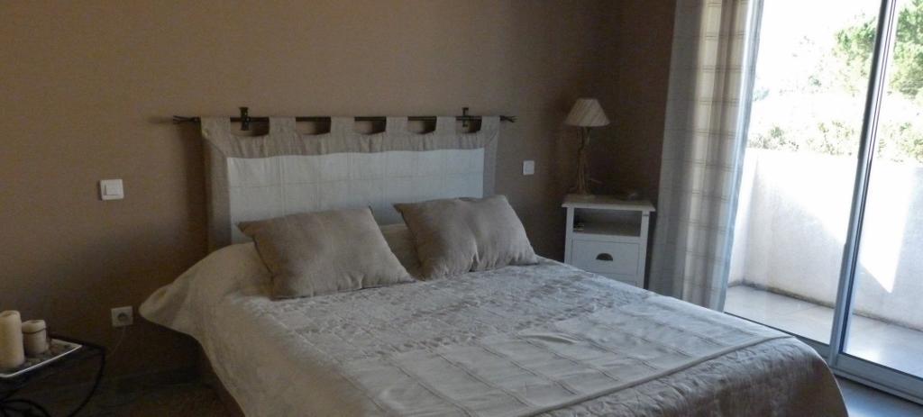 Appart'Hotel Et Chambres Essentiel Spa アルル 部屋 写真